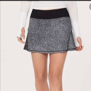 Lululemon Circuit Breaker Skirt II b/w print